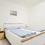 Apartment Sanja - One Bedroom With Balcony And Sea View 4 *