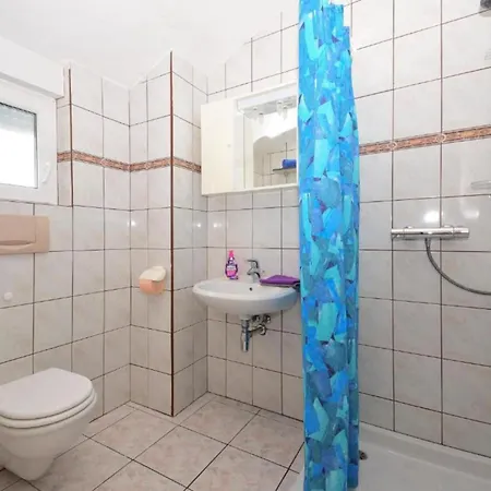 Daire Sanja - One Bedroom With Balcony And Sea View 4