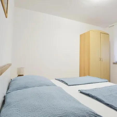 Sanja - One Bedroom With Balcony And Sea View 4