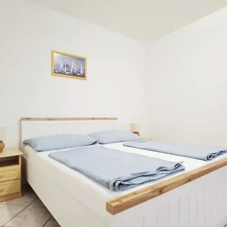 Daire Sanja - One Bedroom With Balcony And Sea View 4 *